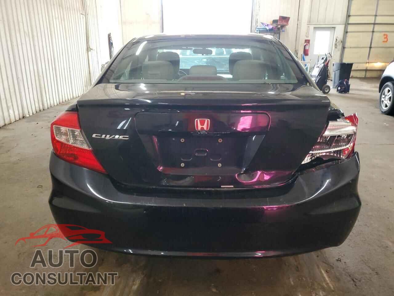 HONDA CIVIC 2012 - 2HGFB2F83CH308343