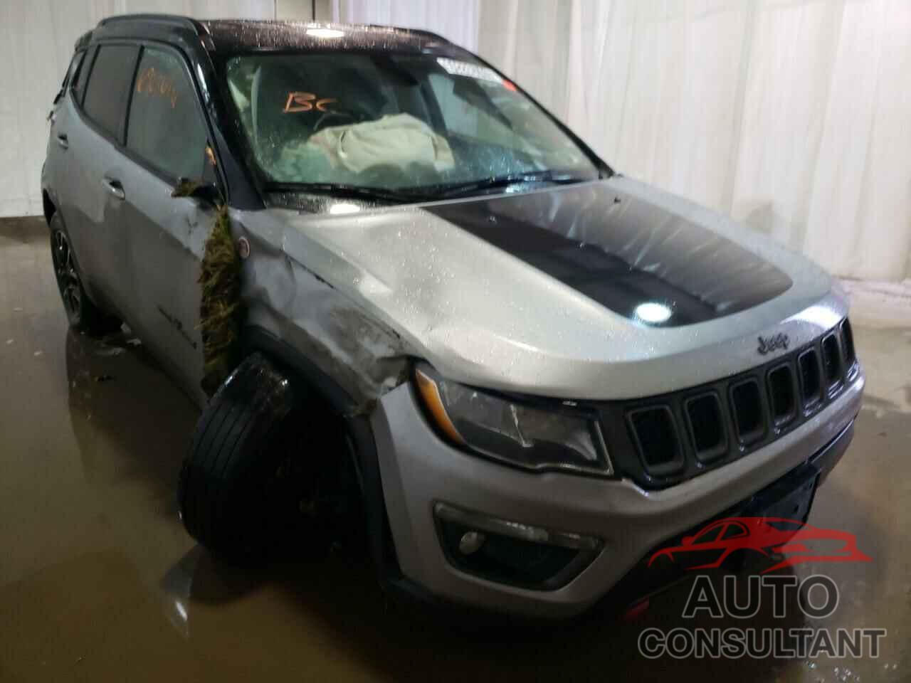 JEEP COMPASS 2020 - 3C4NJDDB4LT203647