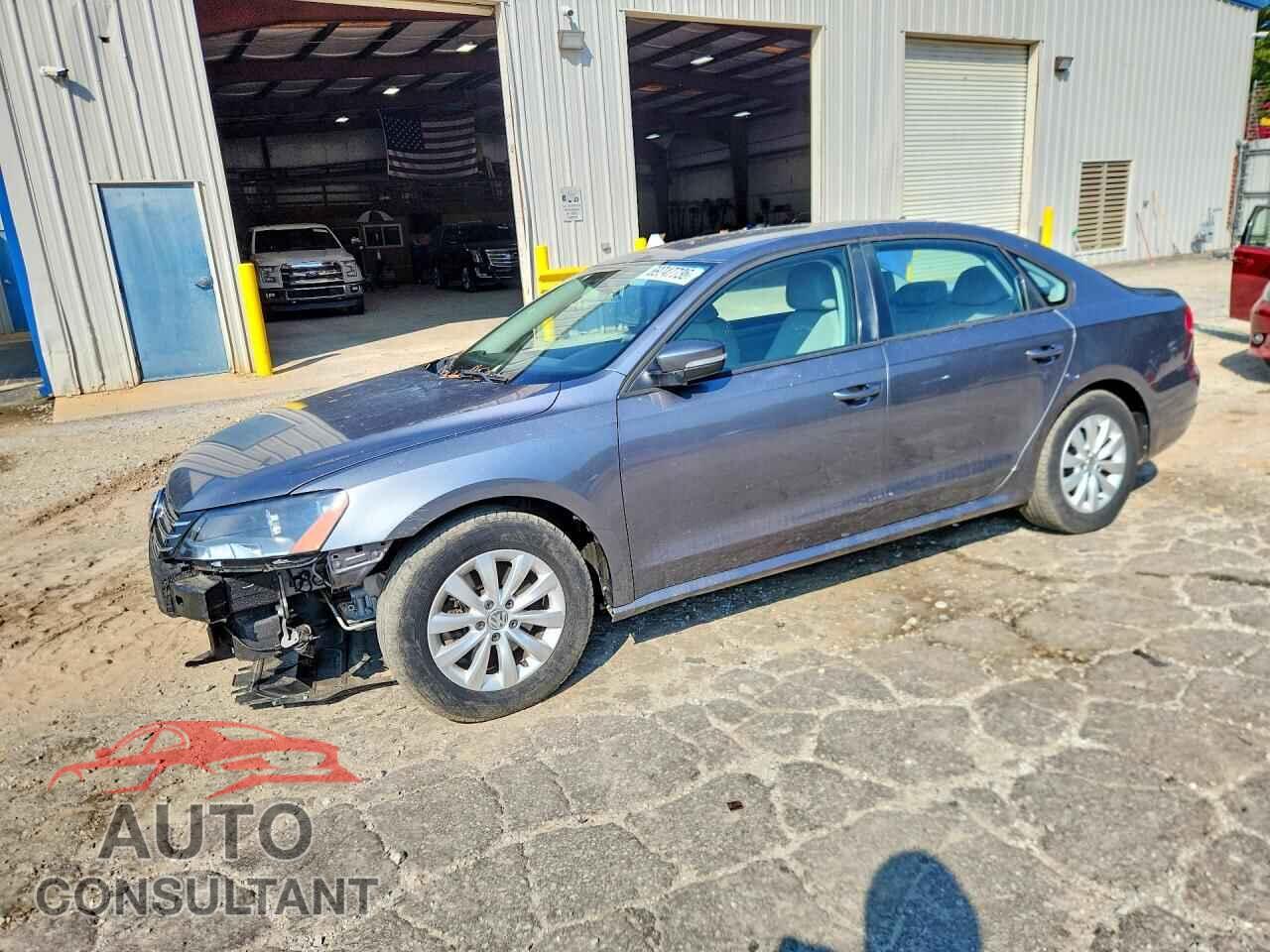 VOLKSWAGEN PASSAT 2014 - 1VWAP7A32EC015877