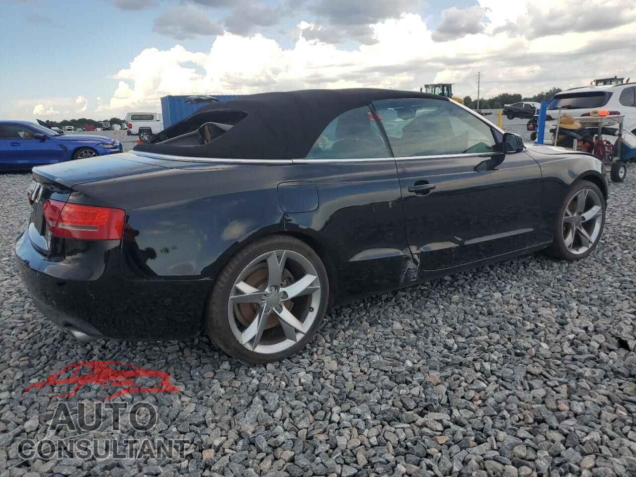 AUDI A5 2011 - WAULFAFH8BN010535