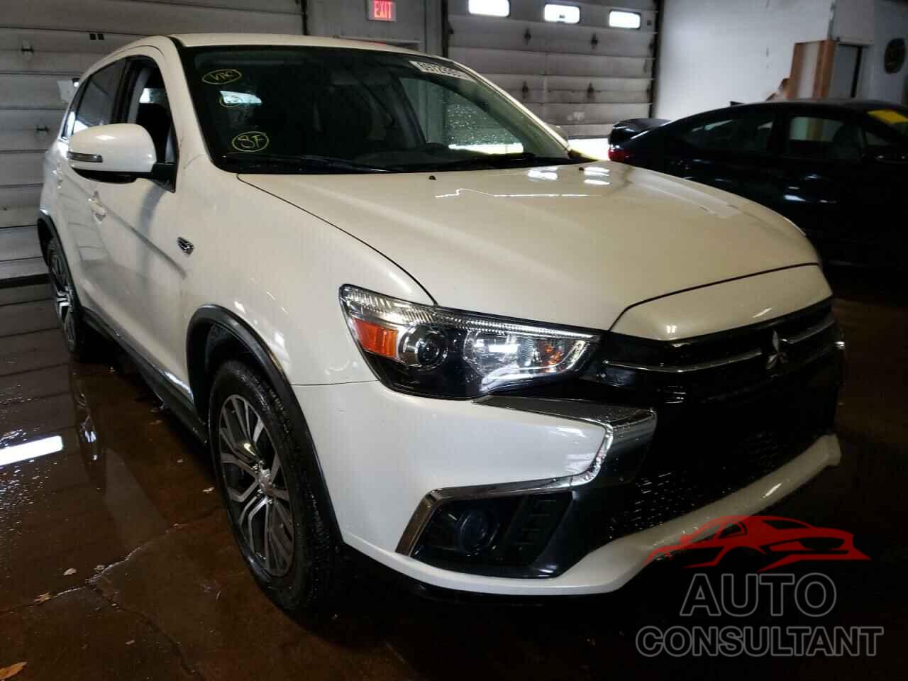 MITSUBISHI OUTLANDER 2018 - JA4AP3AU4JZ005101