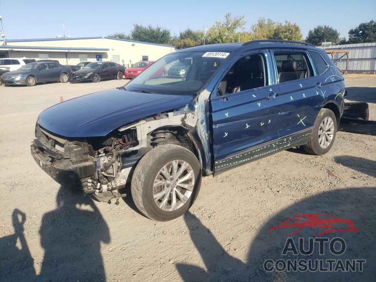 VOLKSWAGEN TIGUAN 2018 - 3VV3B7AX3JM005401