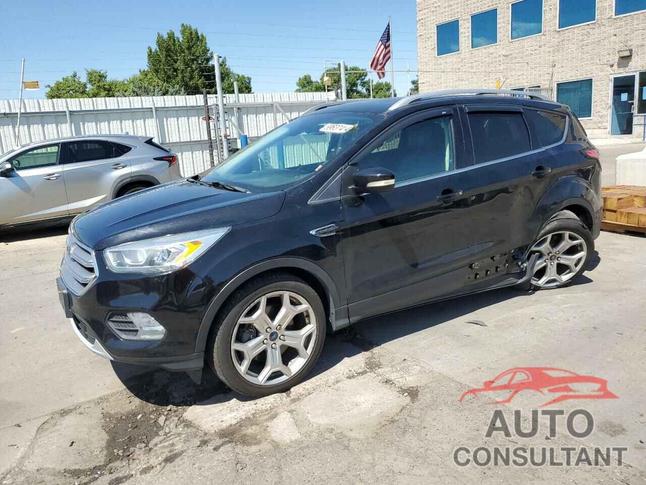FORD ESCAPE 2017 - 1FMCU9JD4HUC46704