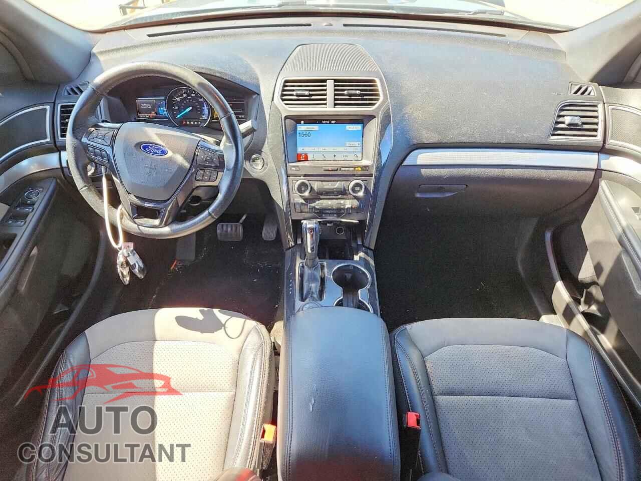 FORD EXPLORER 2017 - 1FM5K8D82HGC30006