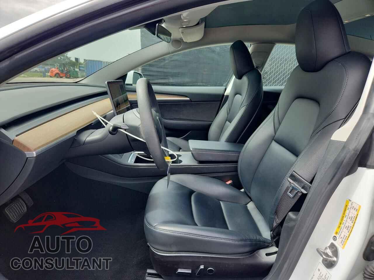 TESLA MODEL 3 2023 - 5YJ3E1EA1PF490367