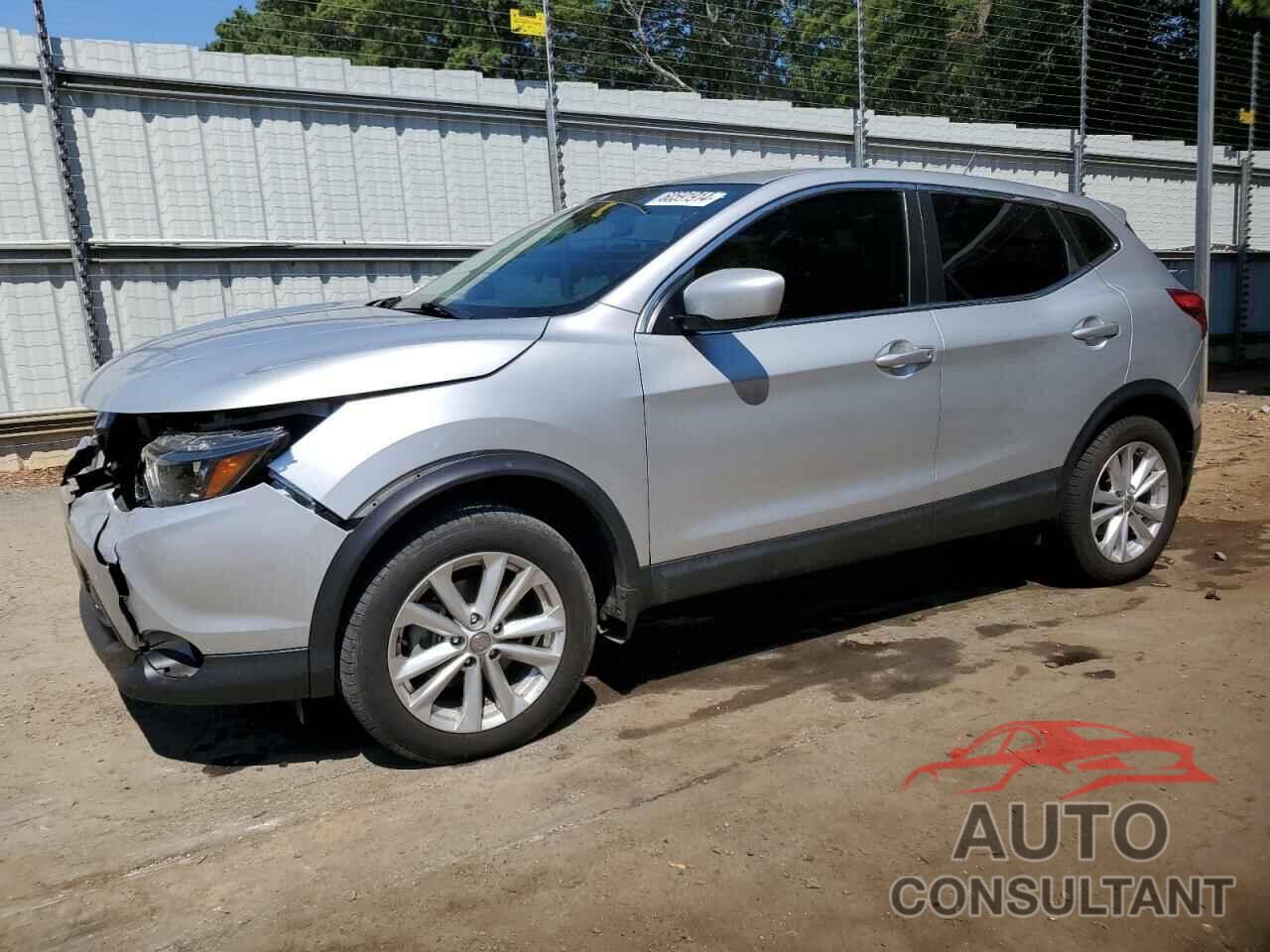 NISSAN ROGUE 2018 - JN1BJ1CP4JW159089