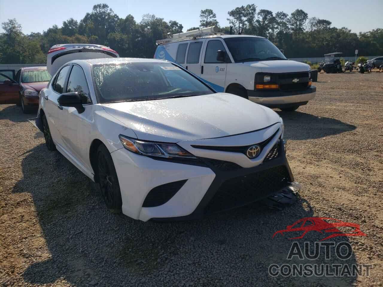 TOYOTA CAMRY 2020 - 4T1G11AK7LU324721