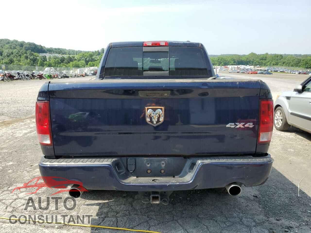 DODGE RAM 1500 2012 - 1C6RD7MT8CS322331
