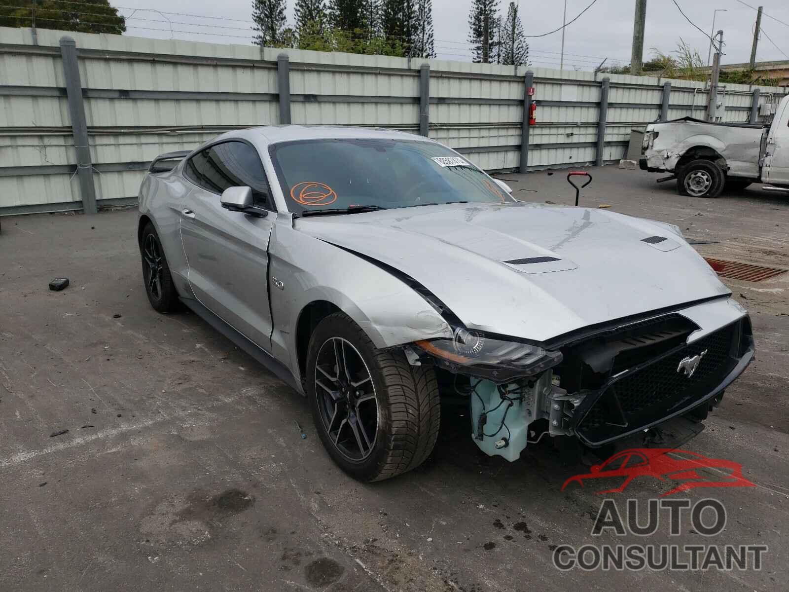 FORD MUSTANG 2019 - 1FA6P8CF1K5151655
