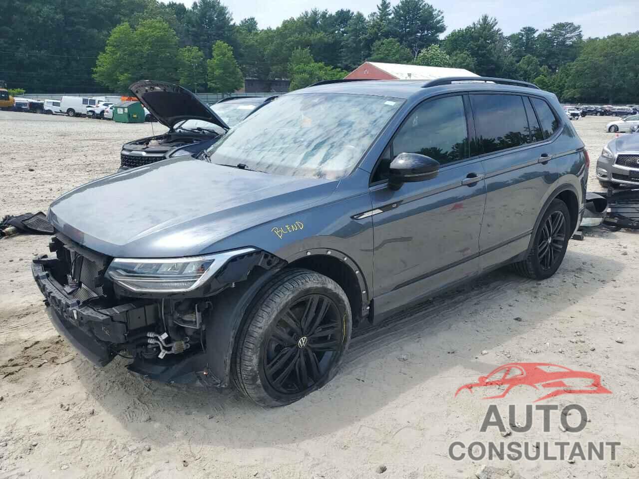 VOLKSWAGEN TIGUAN 2022 - 3VV8B7AX0NM091052