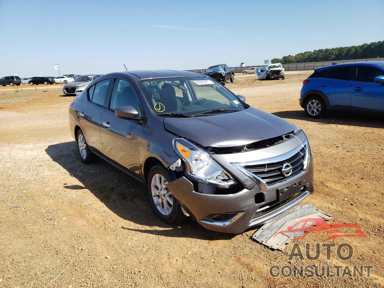 NISSAN VERSA 2018 - 3N1CN7AP3JL842812