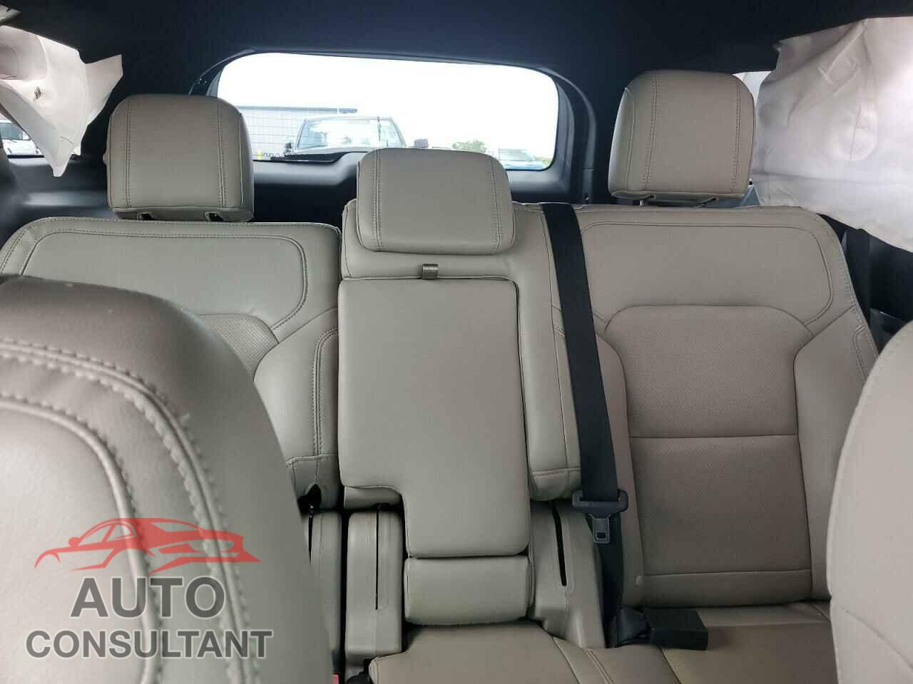 FORD EXPLORER 2018 - 1FM5K7F86JGB27412