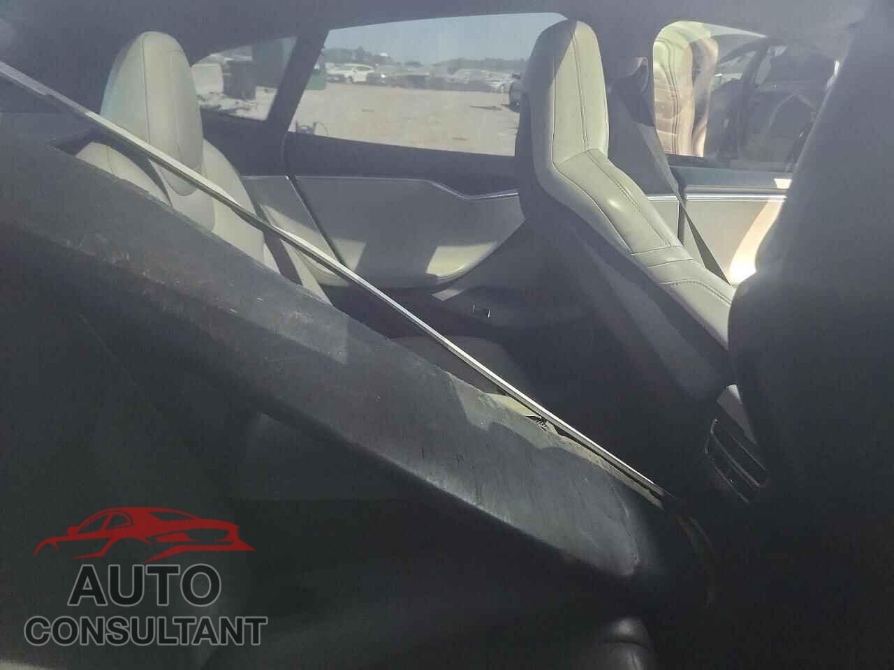 TESLA MODEL S 2015 - 5YJSA4S24FF094700