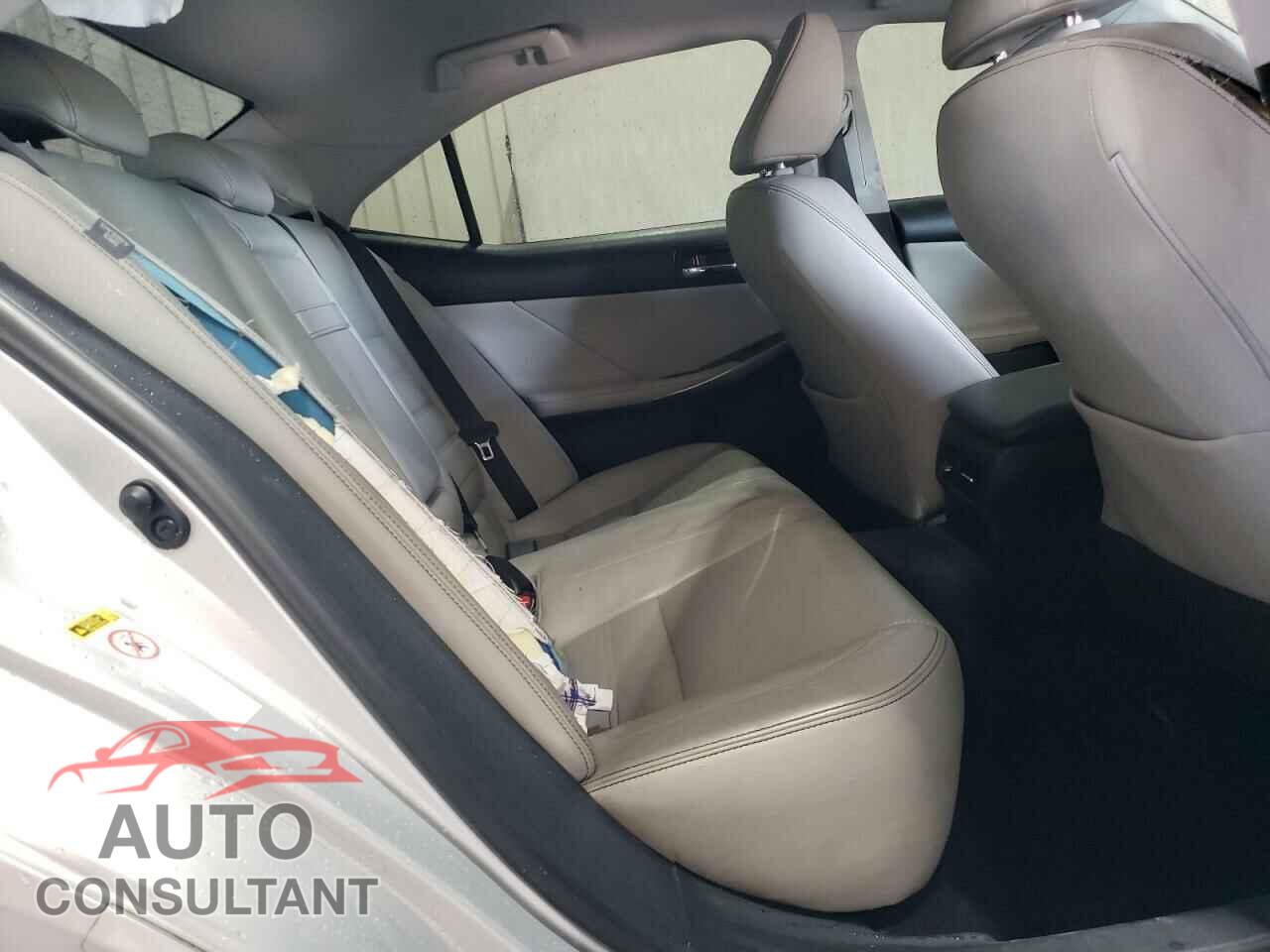 LEXUS IS 2014 - JTHCF1D21E5013037