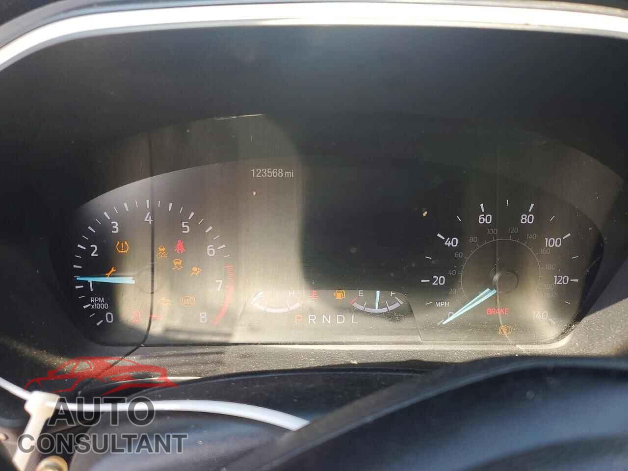 FORD ESCAPE 2020 - 1FMCU0G61LUA94474