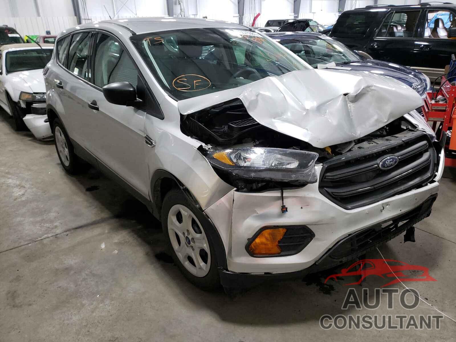 FORD ESCAPE 2018 - 1FMCU0F70JUA85644