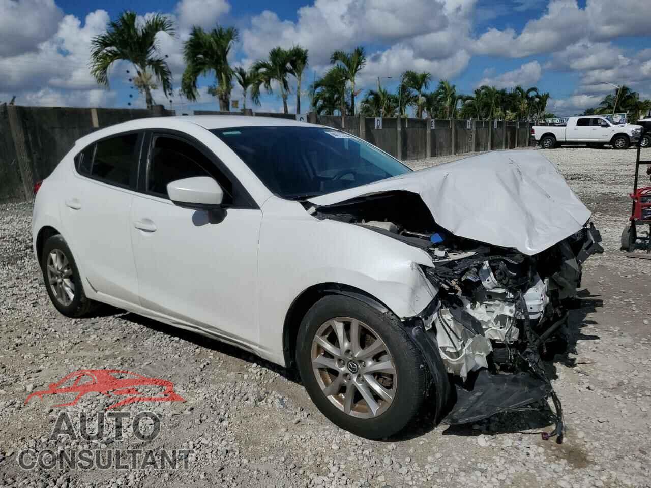 MAZDA 3 2017 - 3MZBN1K70HM103600