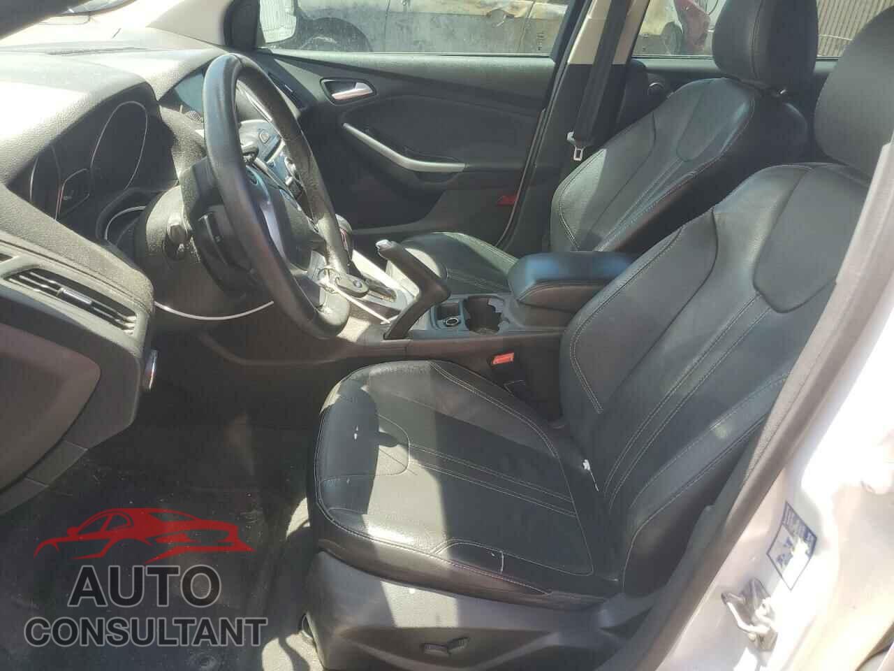 FORD FOCUS 2014 - 1FADP3F29EL218618
