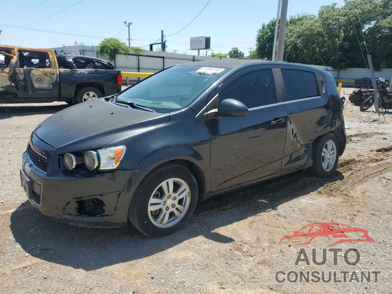 CHEVROLET SONIC 2015 - 1G1JC6SH7F4199513