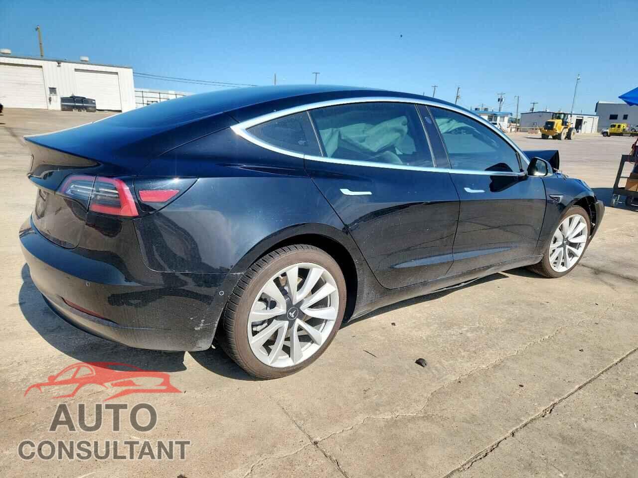 TESLA MODEL 3 2018 - 5YJ3E1EA4JF177868