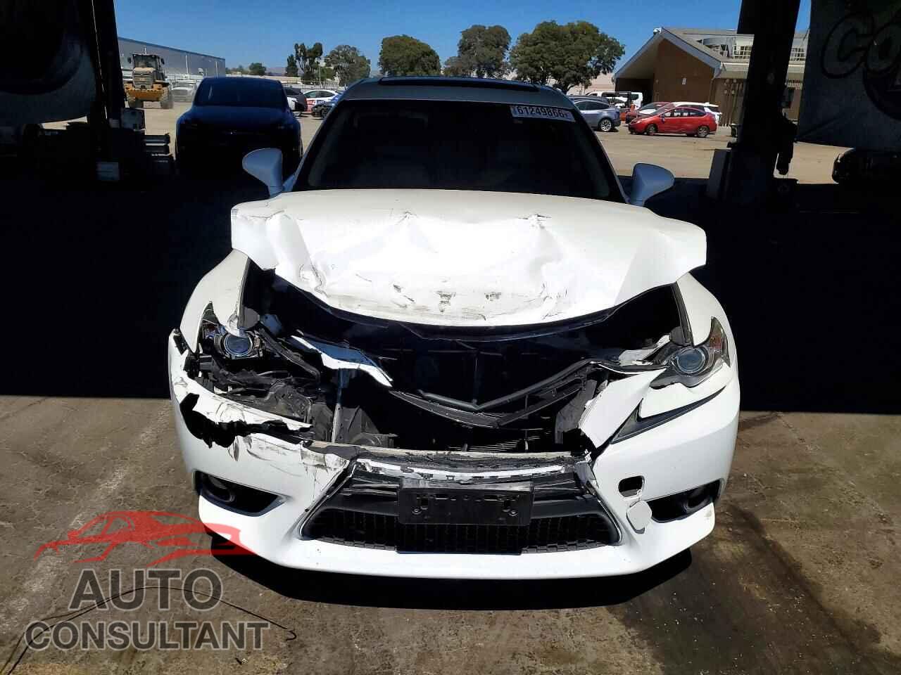 LEXUS IS 2014 - JTHBF1D2XE5035453