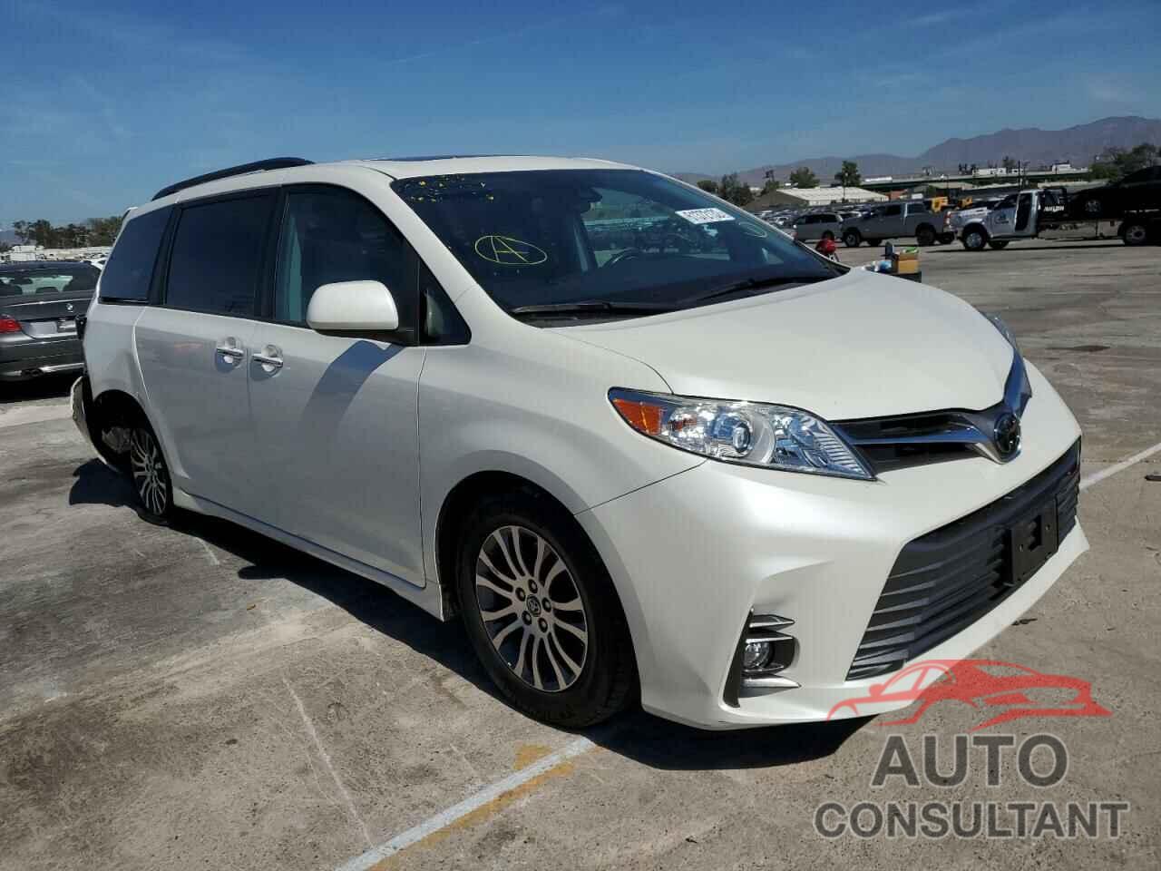 TOYOTA SIENNA 2018 - 5TDYZ3DC2JS914442