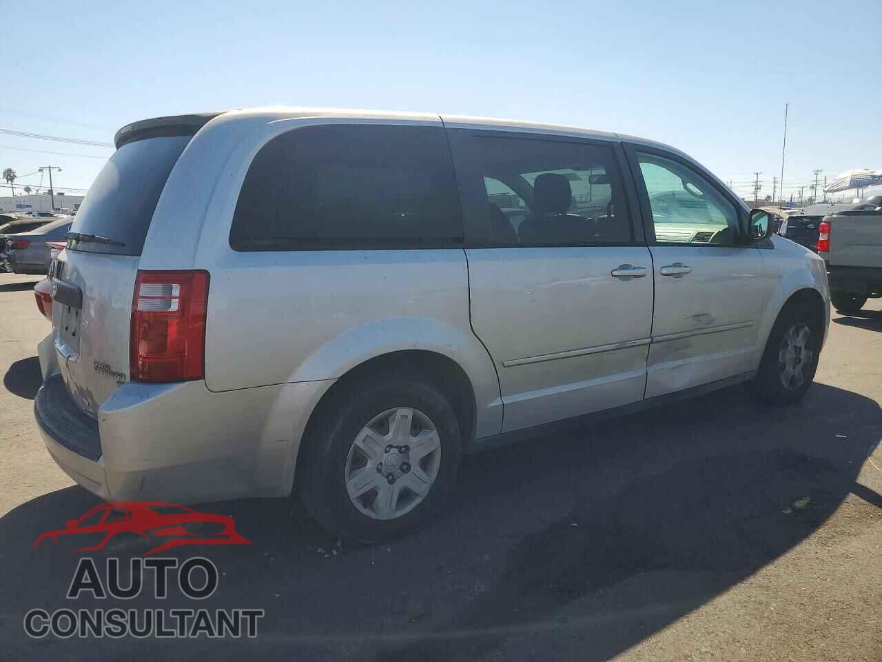 DODGE CARAVAN 2010 - 2D4RN4DE2AR318525