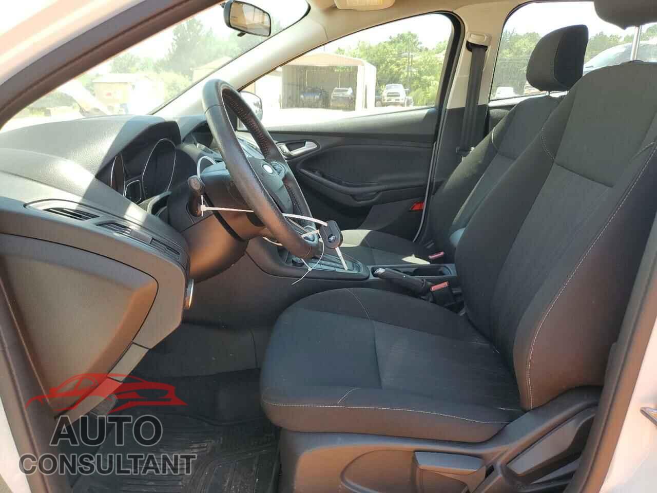 FORD FOCUS 2018 - 1FADP3FE9JL264664