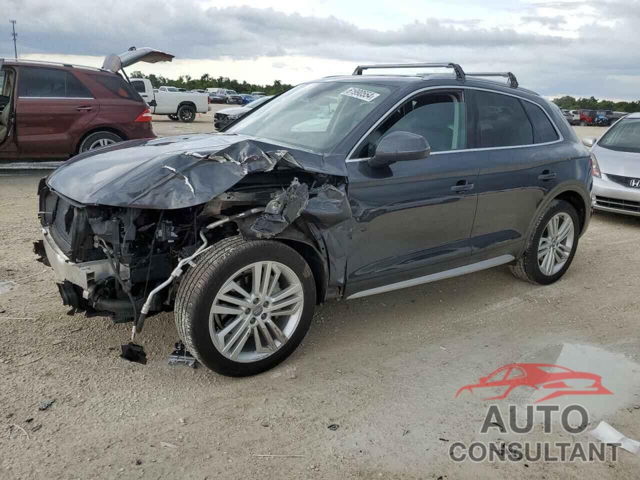 AUDI Q5 2019 - WA1BNAFY6K2048102