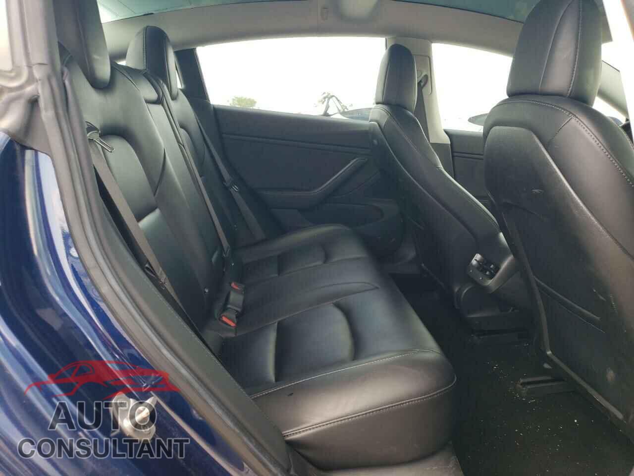 TESLA MODEL 3 2018 - 5YJ3E1EA0JF038580