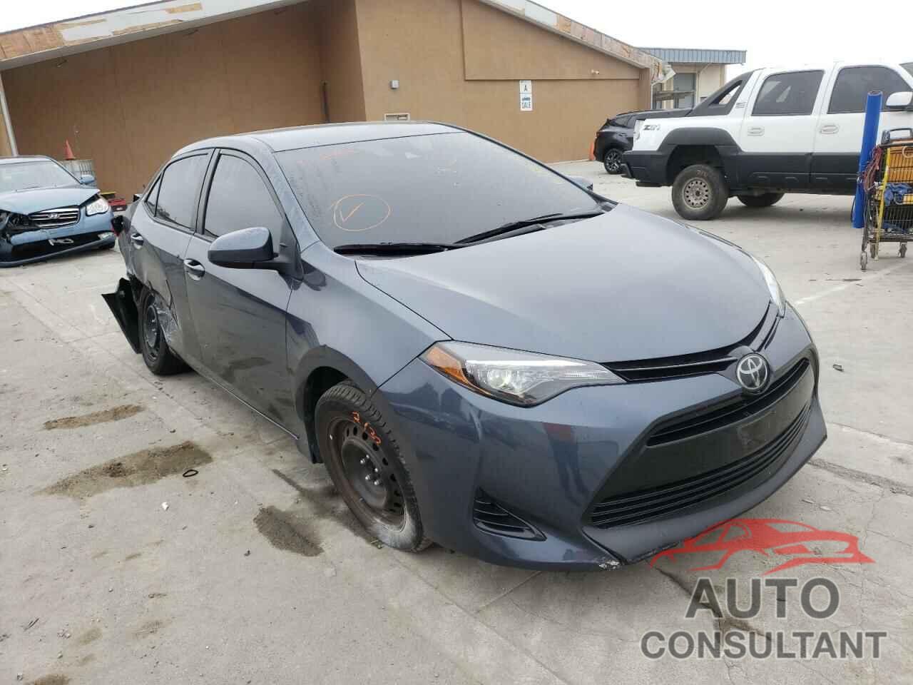 TOYOTA COROLLA 2018 - 5YFBURHE0JP790473