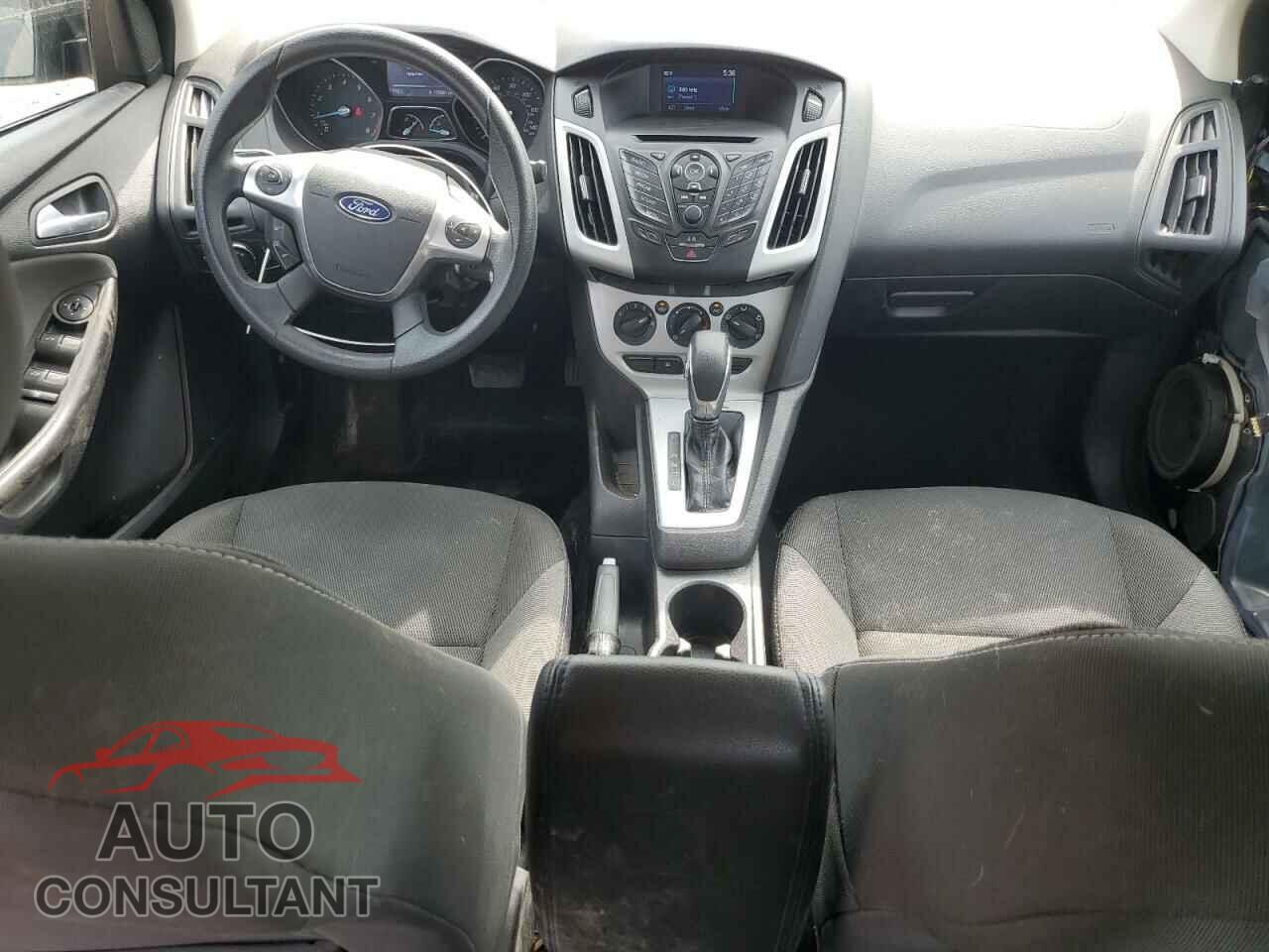 FORD FOCUS 2014 - 1FADP3F22EL419339