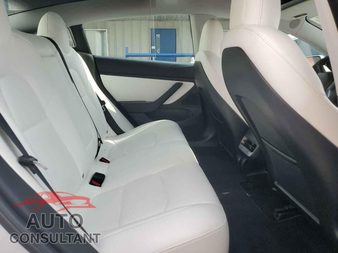 TESLA MODEL 3 2019 - 5YJ3E1EA8KF486793