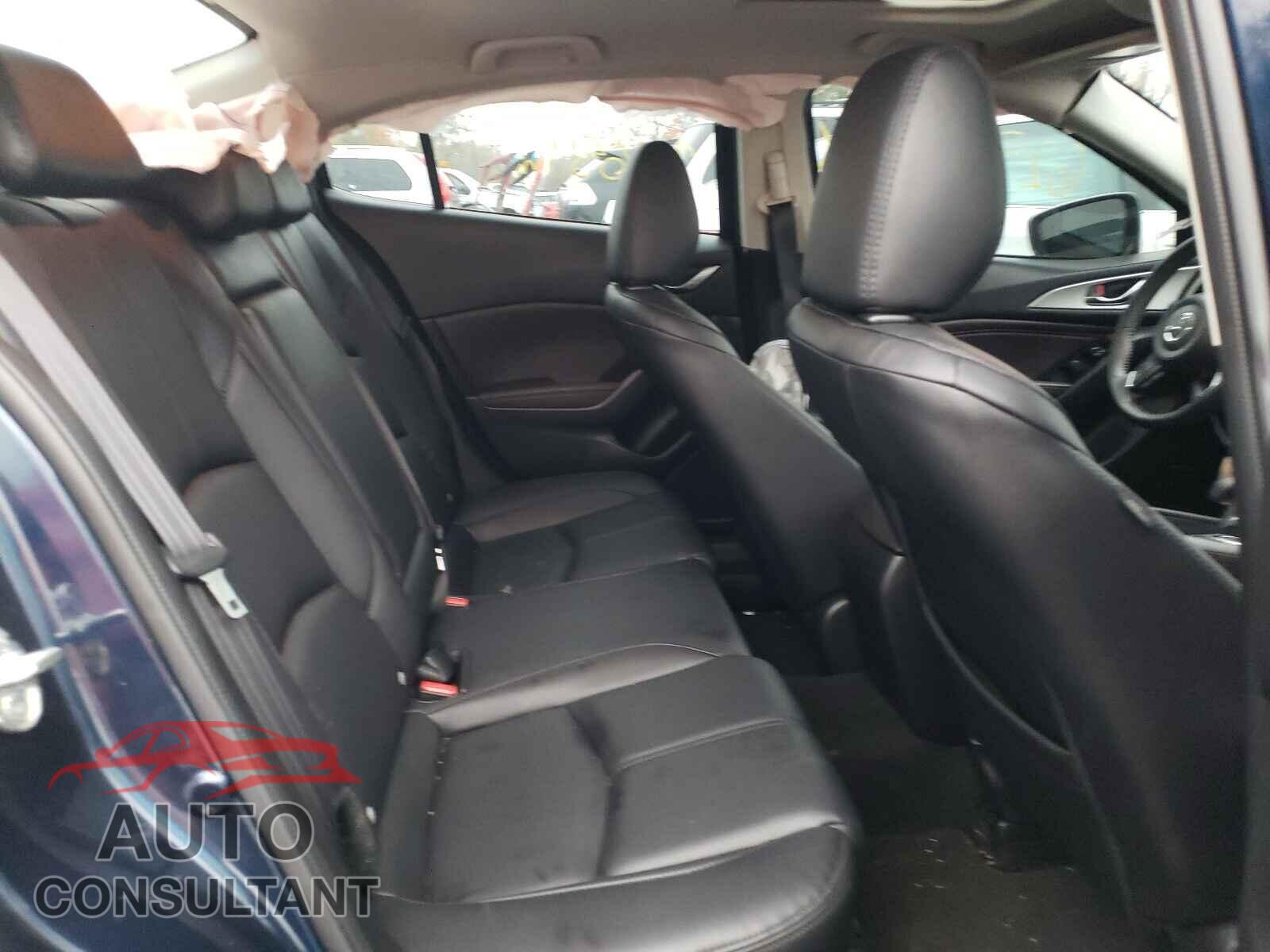 MAZDA 3 2017 - 3MZBN1V75HM147989