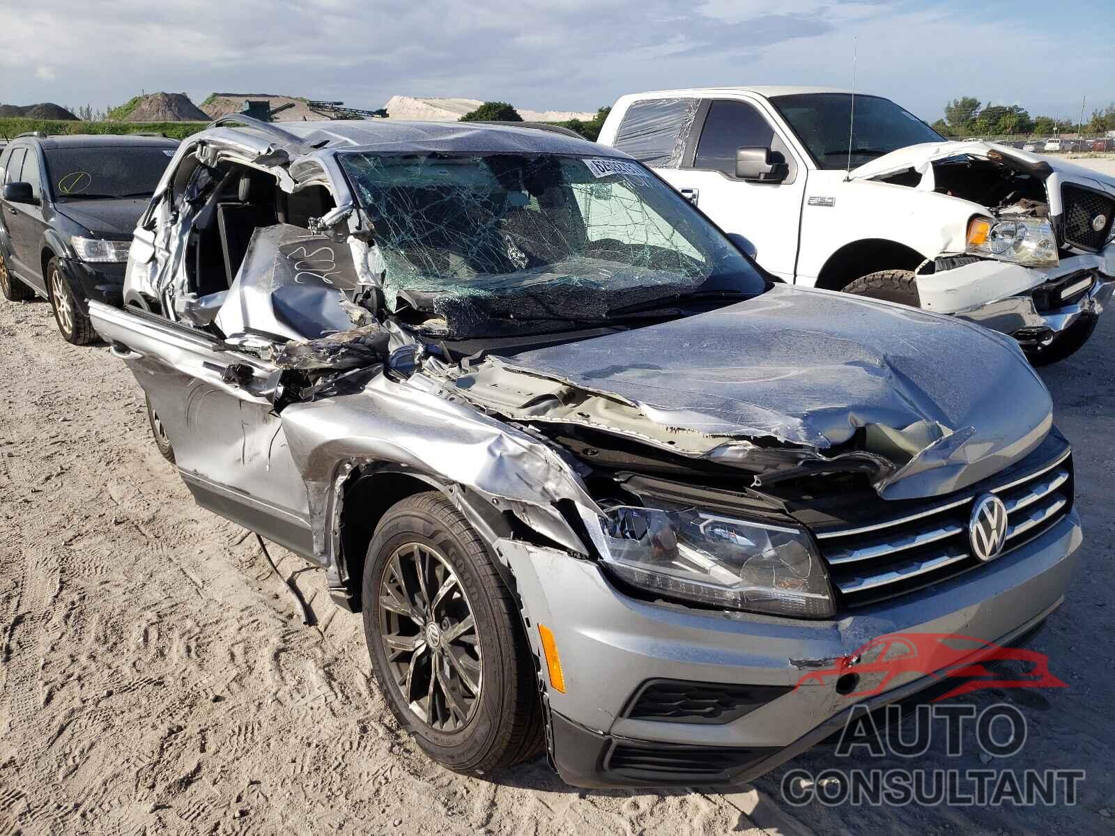 VOLKSWAGEN TIGUAN 2020 - 3VV3B7AX8LM142031