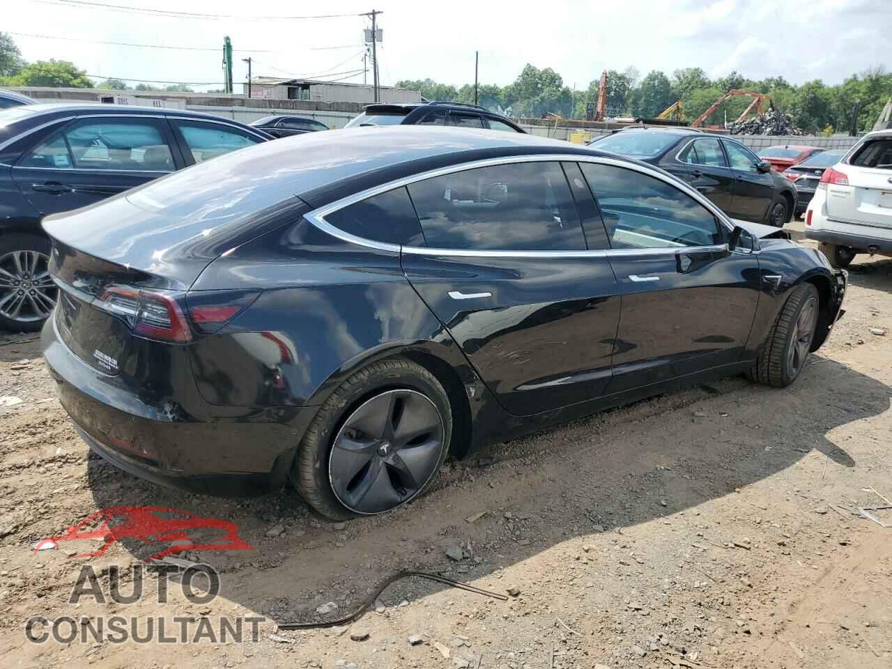 TESLA MODEL 3 2018 - 5YJ3E1EA5JF152218