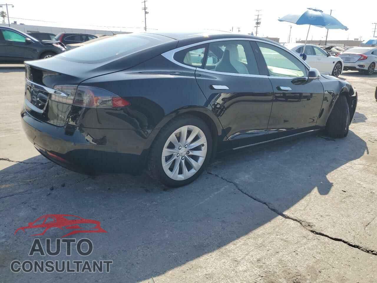 TESLA MODEL S 2017 - 5YJSA1E14HF209736