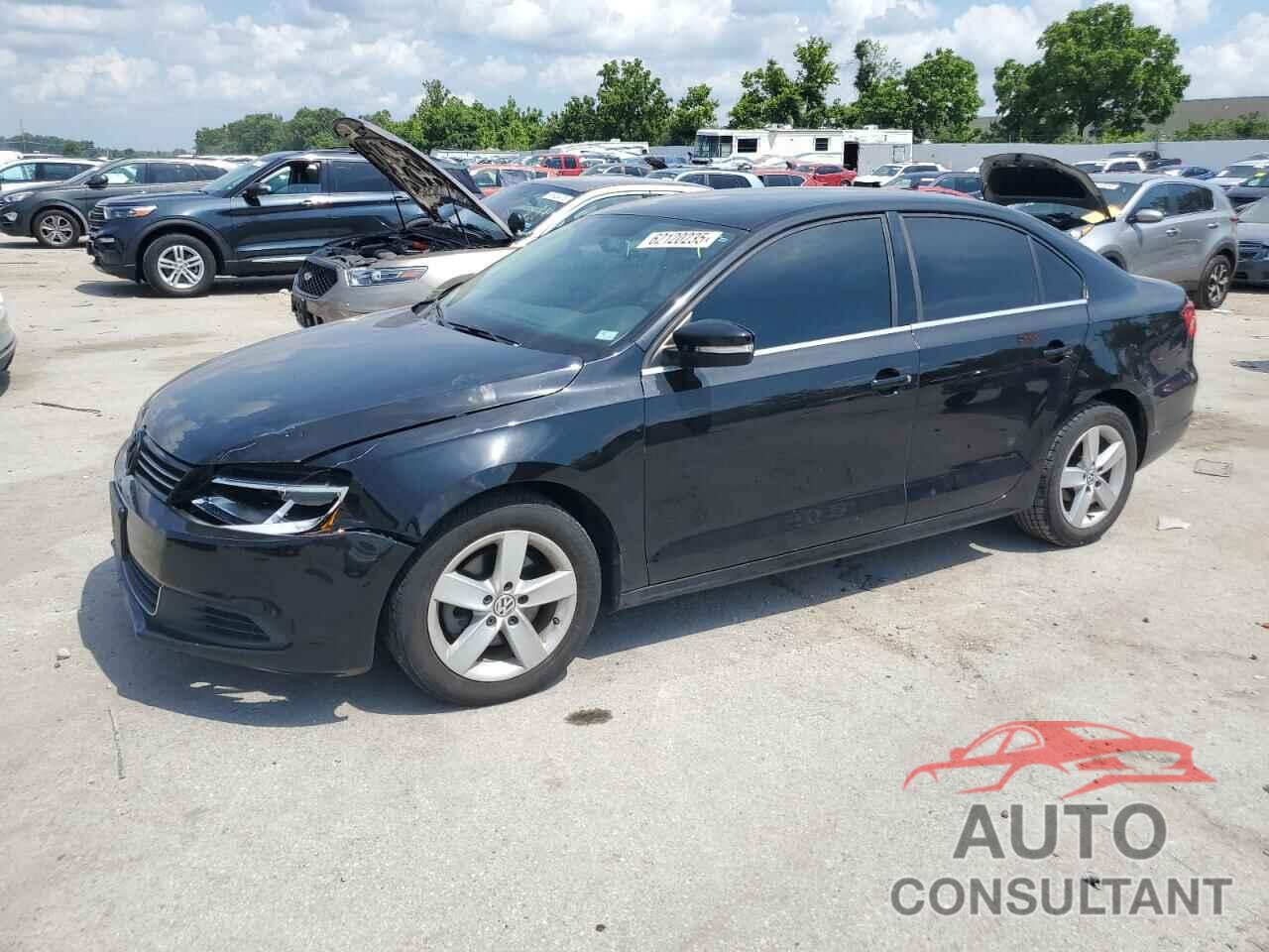 VOLKSWAGEN JETTA 2013 - 3VWLL7AJ1DM288809