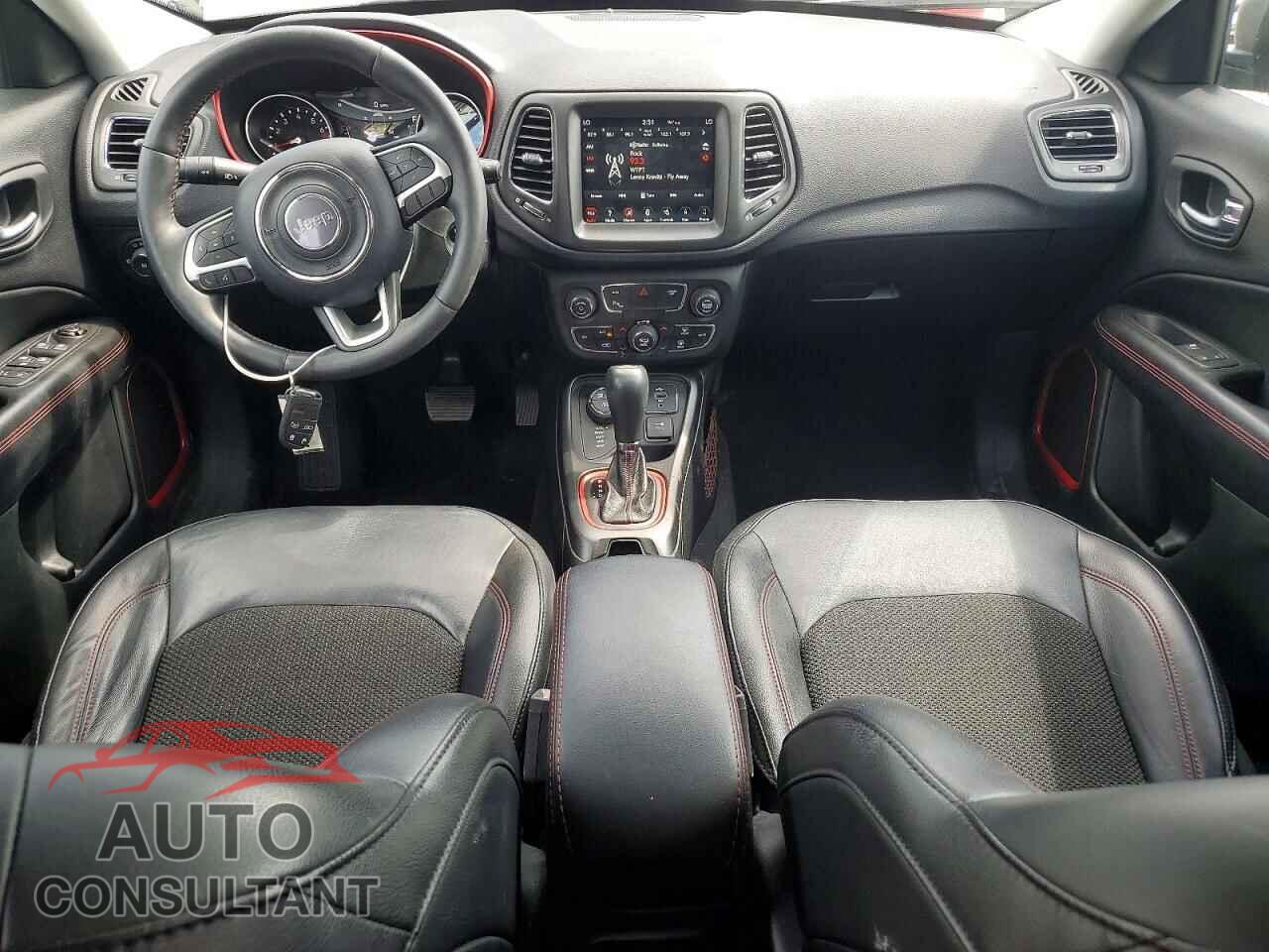 JEEP COMPASS 2019 - 3C4NJDDB3KT747376
