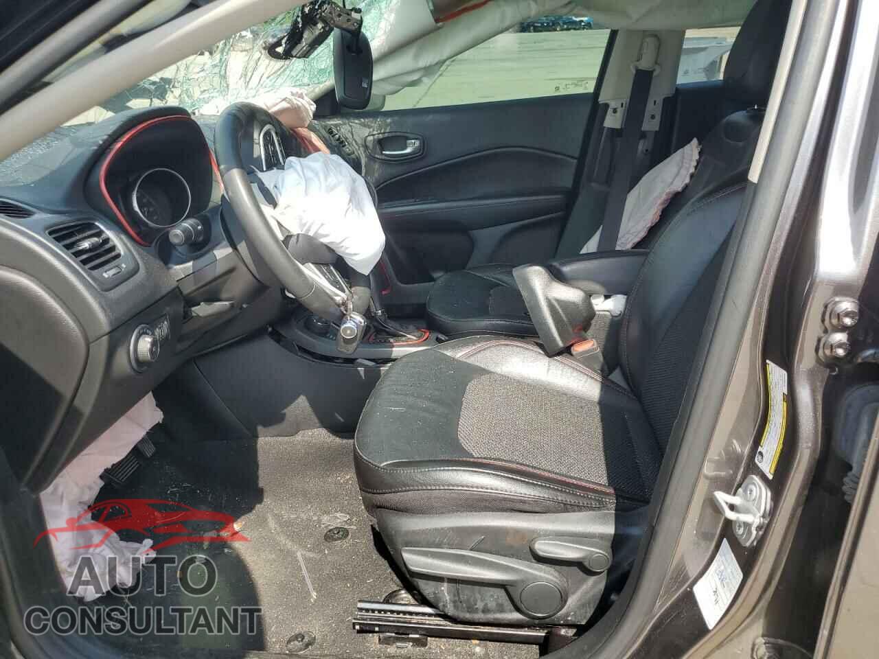 JEEP COMPASS 2021 - 3C4NJDDB2MT564425