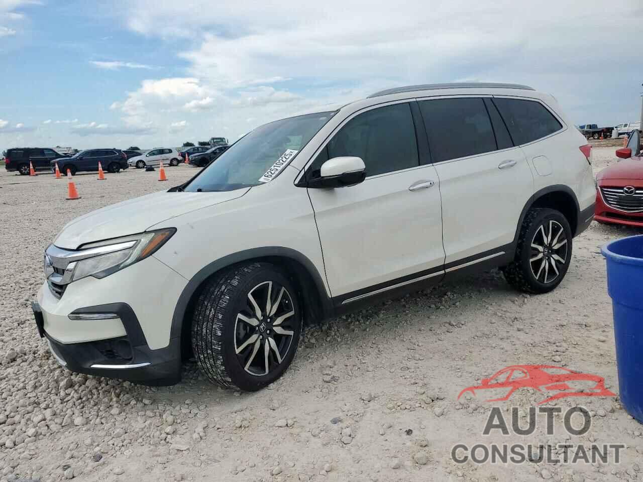 HONDA PILOT 2019 - 5FNYF6H02KB077322