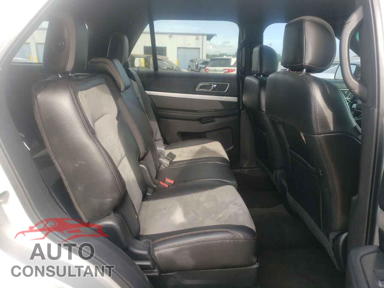 FORD EXPLORER 2017 - 1FM5K7D88HGA10959