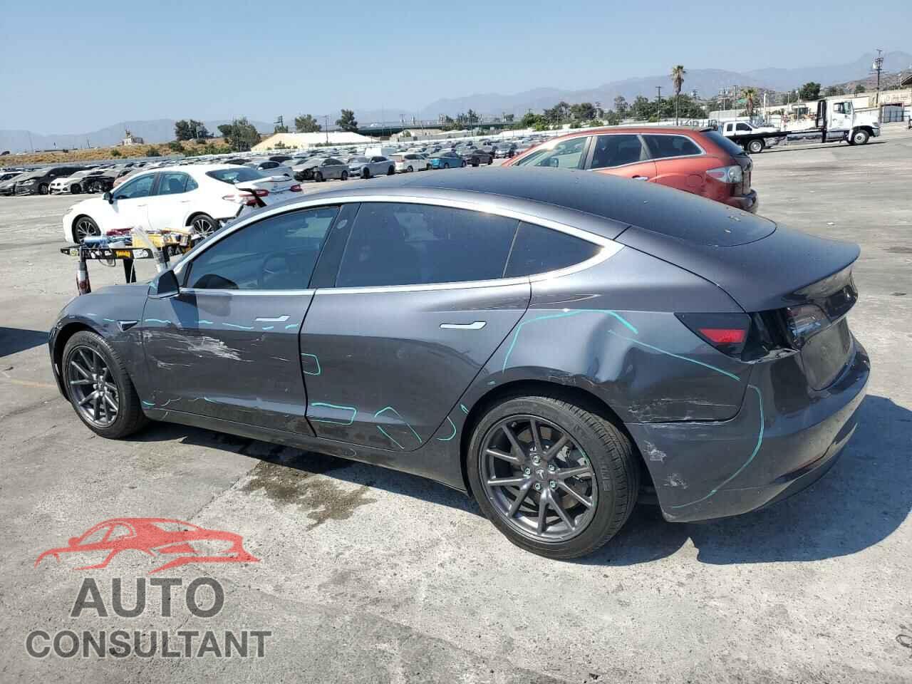 TESLA MODEL 3 2018 - 5YJ3E1EA3JF153481
