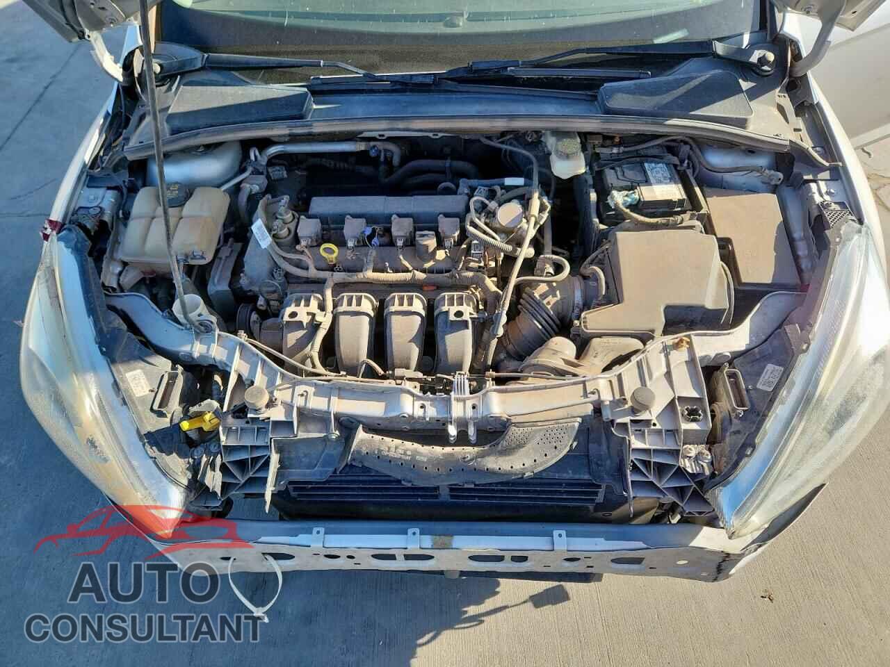 FORD FOCUS 2017 - 1FADP3J28HL279910