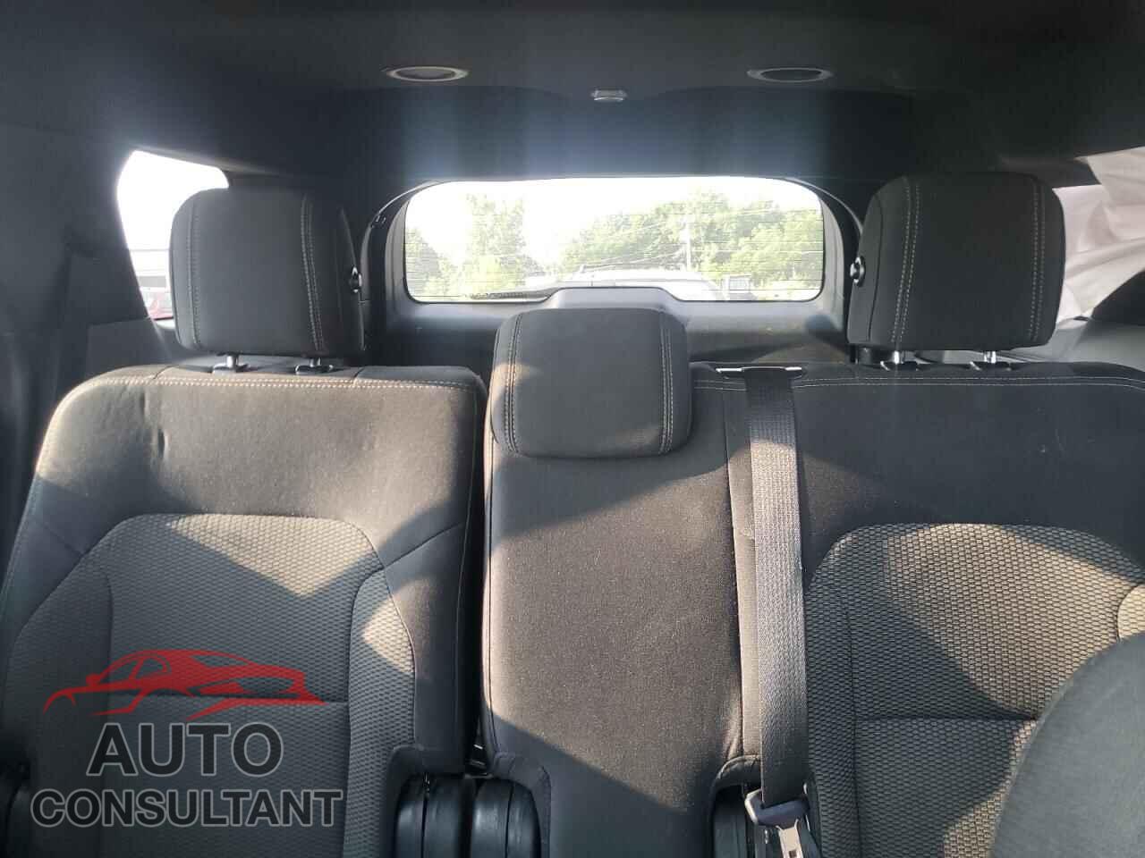 FORD EXPLORER 2018 - 1FM5K8D87JGB05900