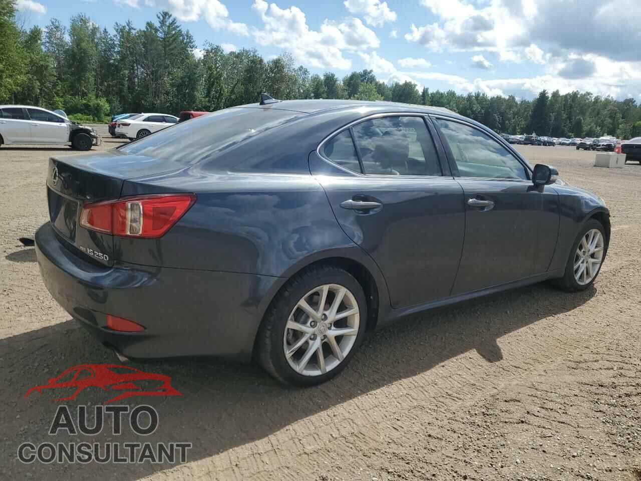 LEXUS IS 2011 - JTHCF5C28B5048162