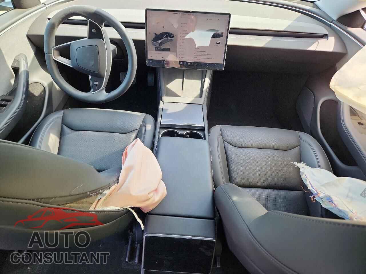 TESLA MODEL 3 2025 - 5YJ3E1EA6SF012986