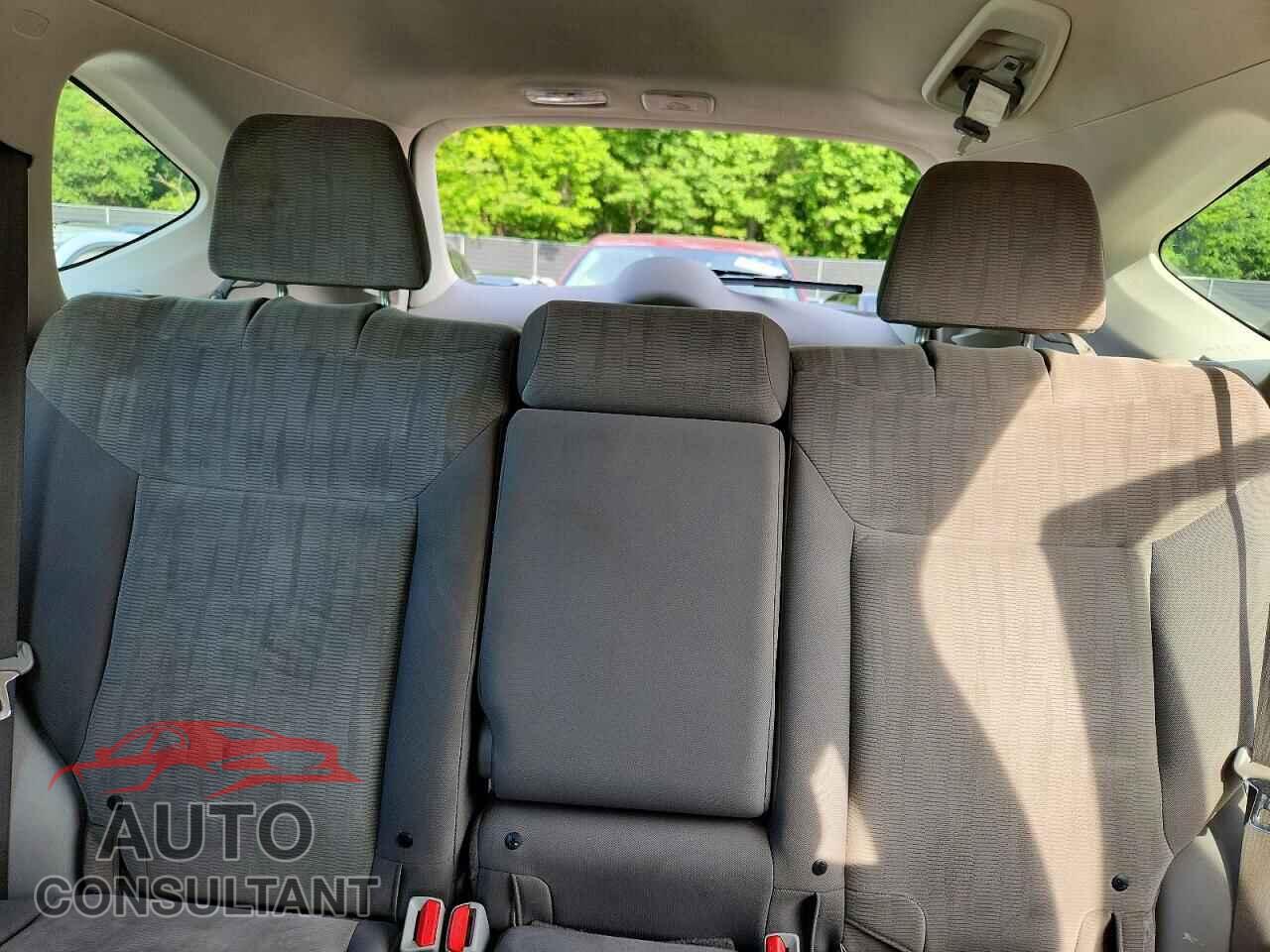 HONDA CRV 2012 - 5J6RM4H38CL034945