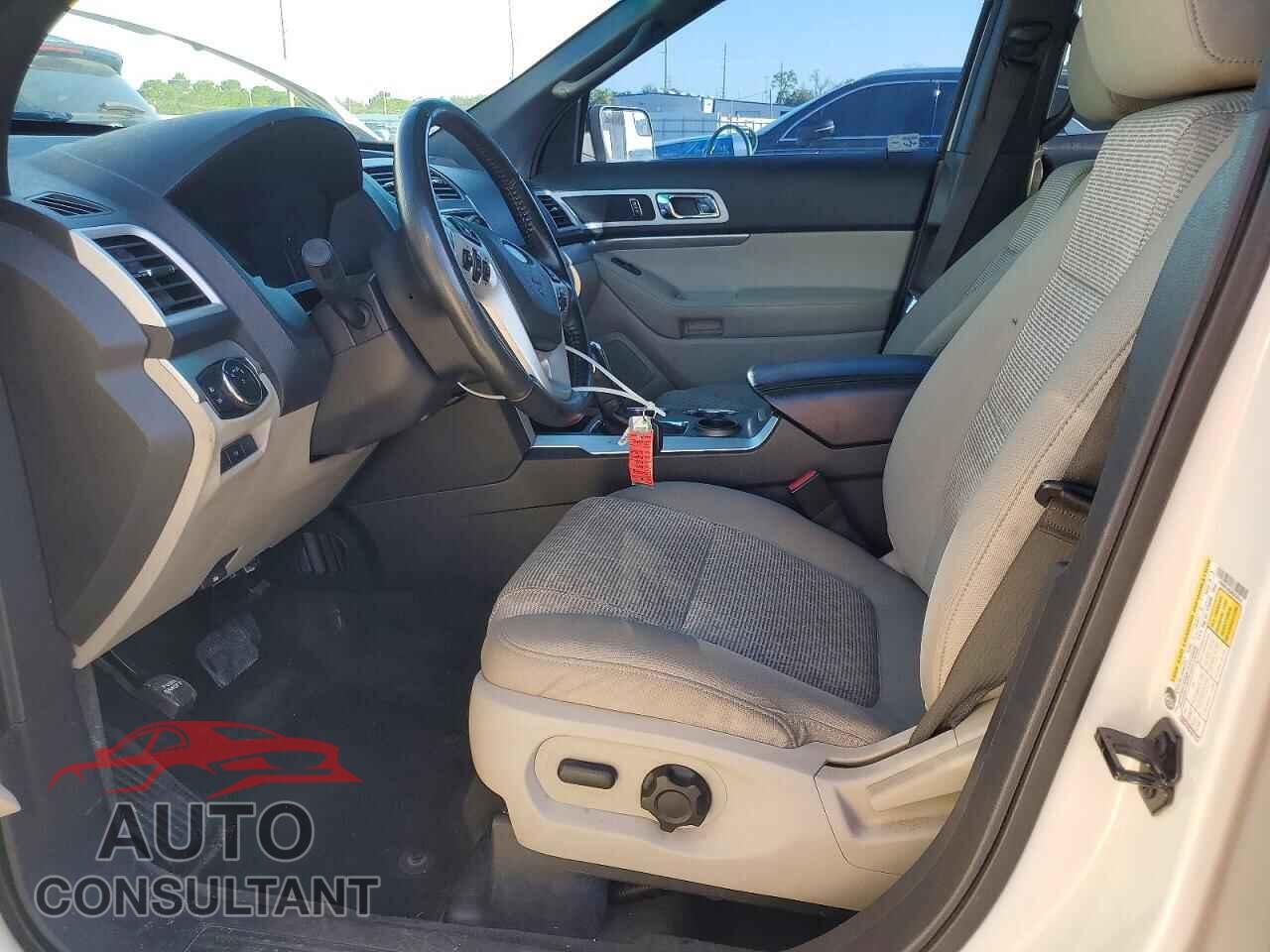 FORD EXPLORER 2011 - 1FMHK7D83BGA30542