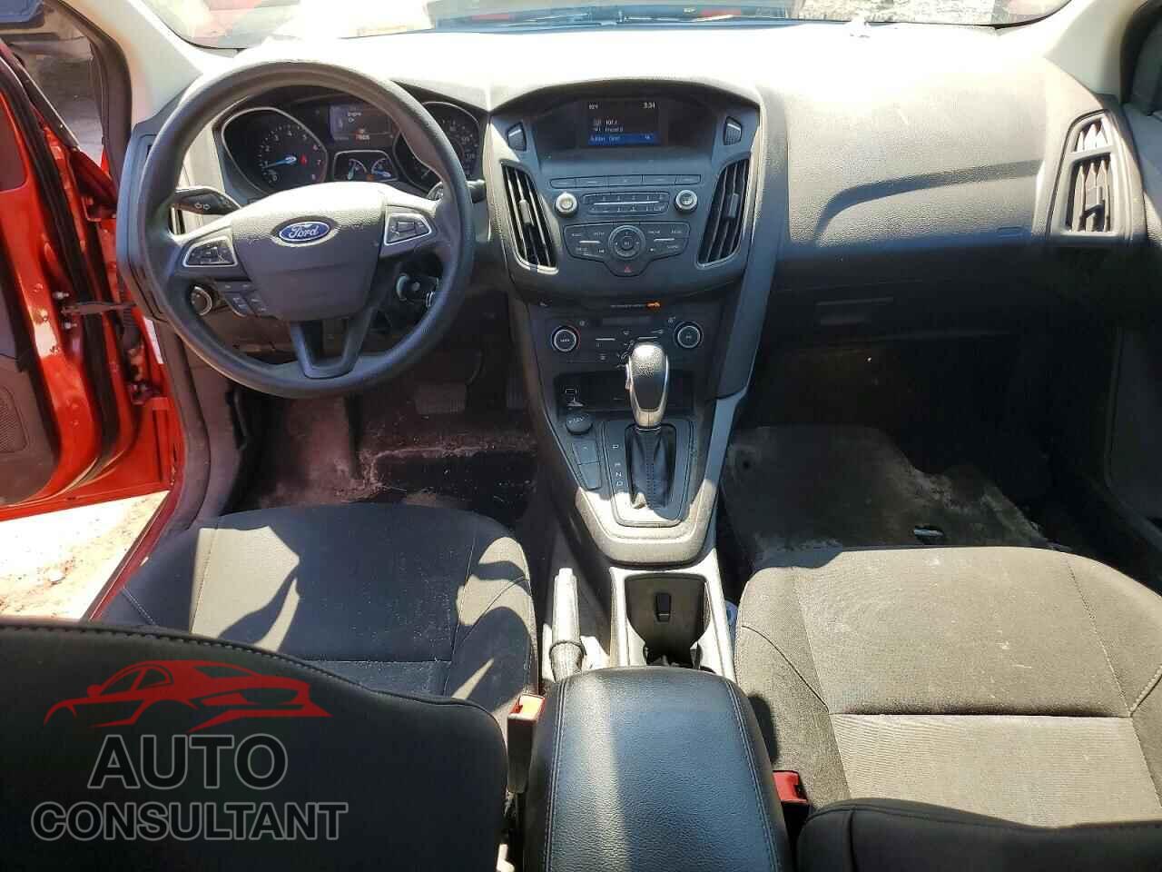 FORD FOCUS 2018 - 1FADP3FE2JL310934